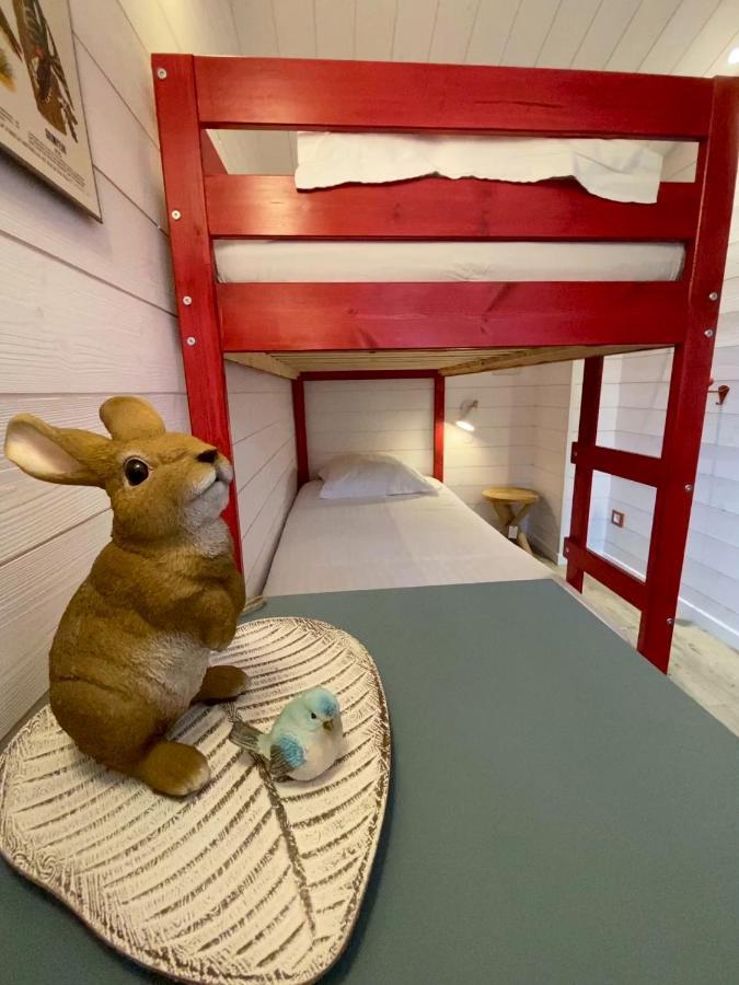 Le Cabanon De Chessy Bed & Breakfast Bagian luar foto